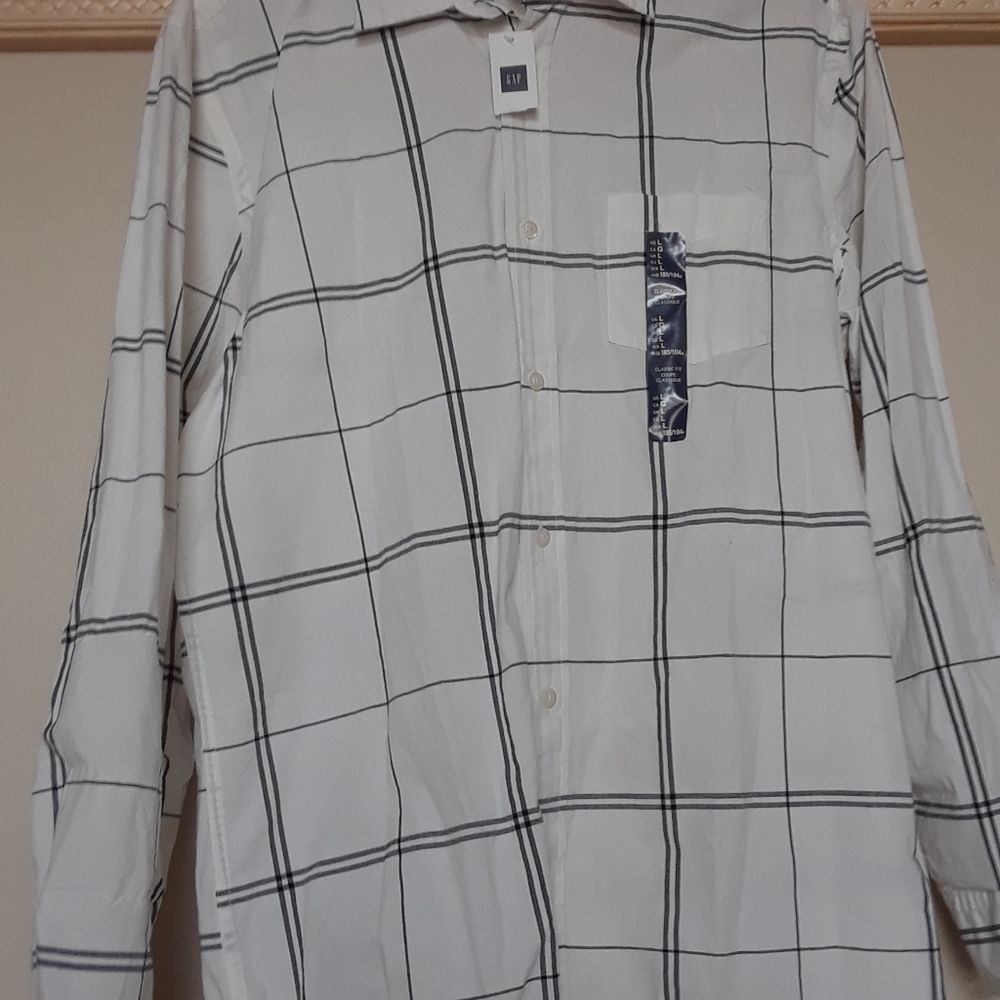 Gap Shirt, white with black checkers - Picture 2 of 4